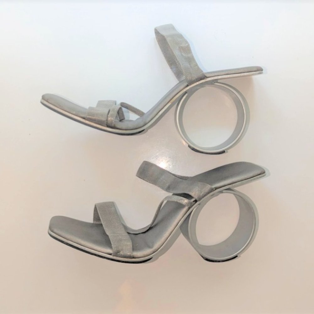 Metal and Mesh Circle Heels 90s Vintage NYLA